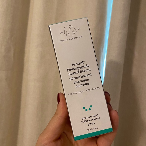 Drunk Elephant Protini Powerpeptide Resurfacing Serum - Picture 5 of 6